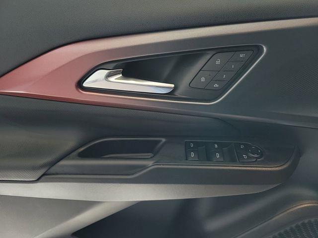 new 2025 Chevrolet Equinox EV car, priced at $51,332