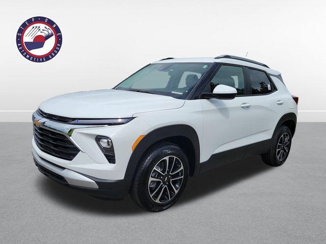 new 2025 Chevrolet TrailBlazer car, priced at $26,585