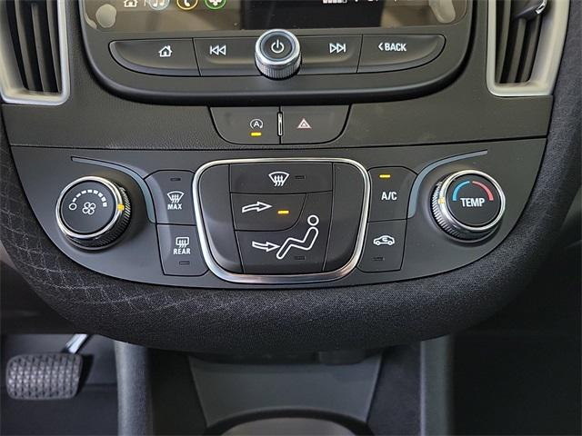 new 2025 Chevrolet Malibu car, priced at $24,915
