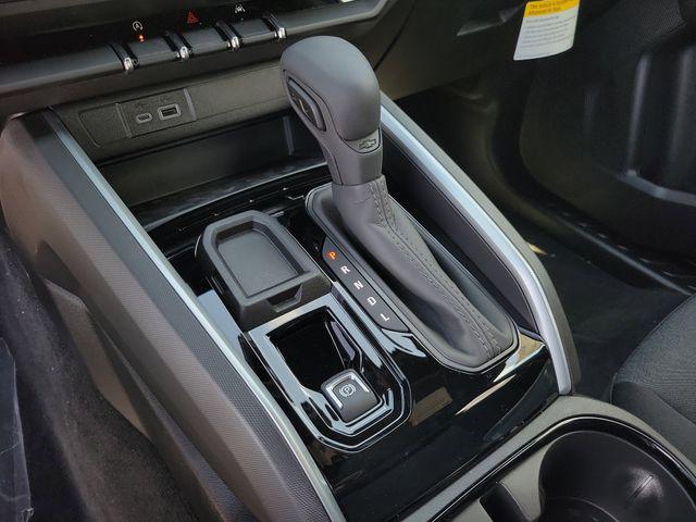 new 2025 Chevrolet Colorado car, priced at $33,595