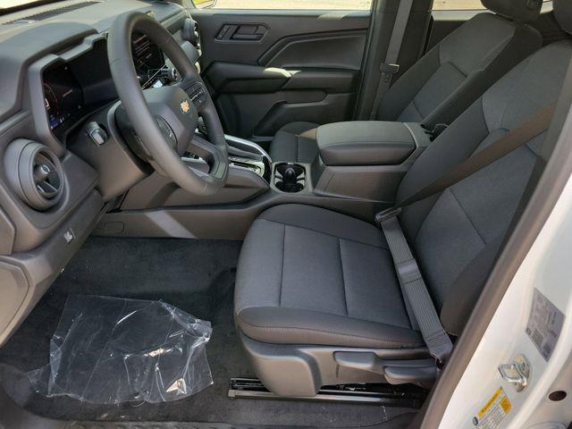 new 2025 Chevrolet Colorado car, priced at $33,595