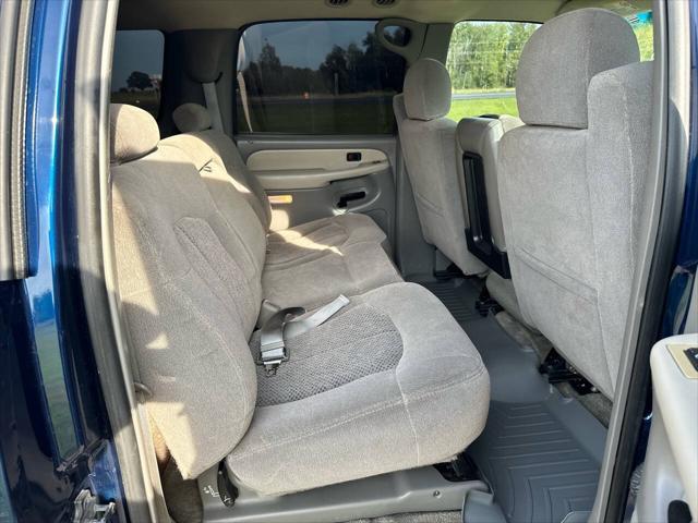 used 2002 Chevrolet Suburban car, priced at $24,950