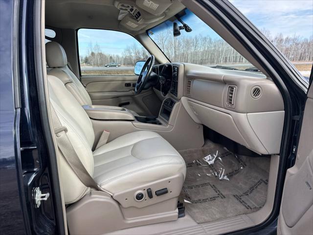 used 2004 Chevrolet Suburban car, priced at $17,950