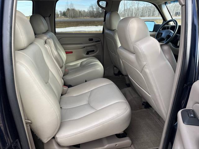 used 2004 Chevrolet Suburban car, priced at $17,950