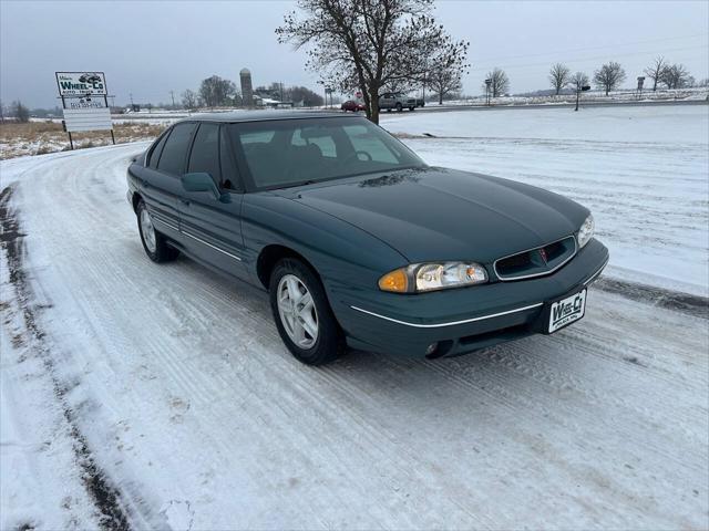 used 1996 Pontiac Bonneville car, priced at $7,950