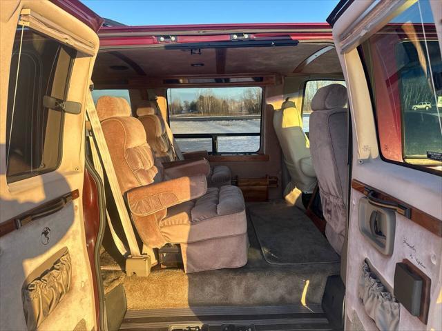 used 1997 GMC Savana 1500 car, priced at $10,950