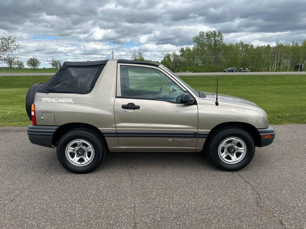 used 2002 Chevrolet Tracker car, priced at $11,950