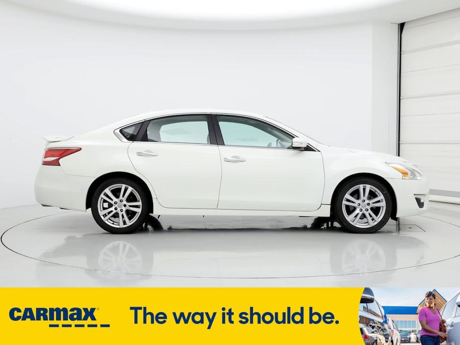 used 2013 Nissan Altima car, priced at $13,998