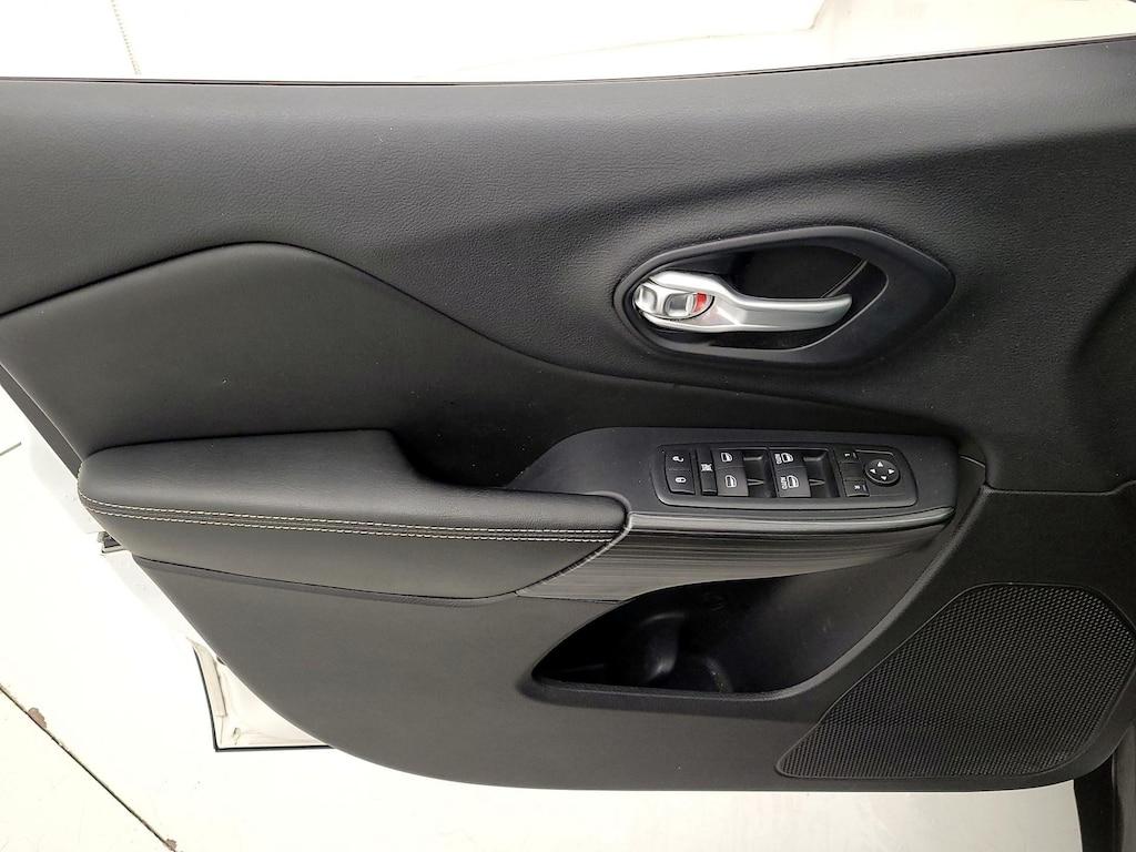 used 2016 Jeep Cherokee car, priced at $16,998