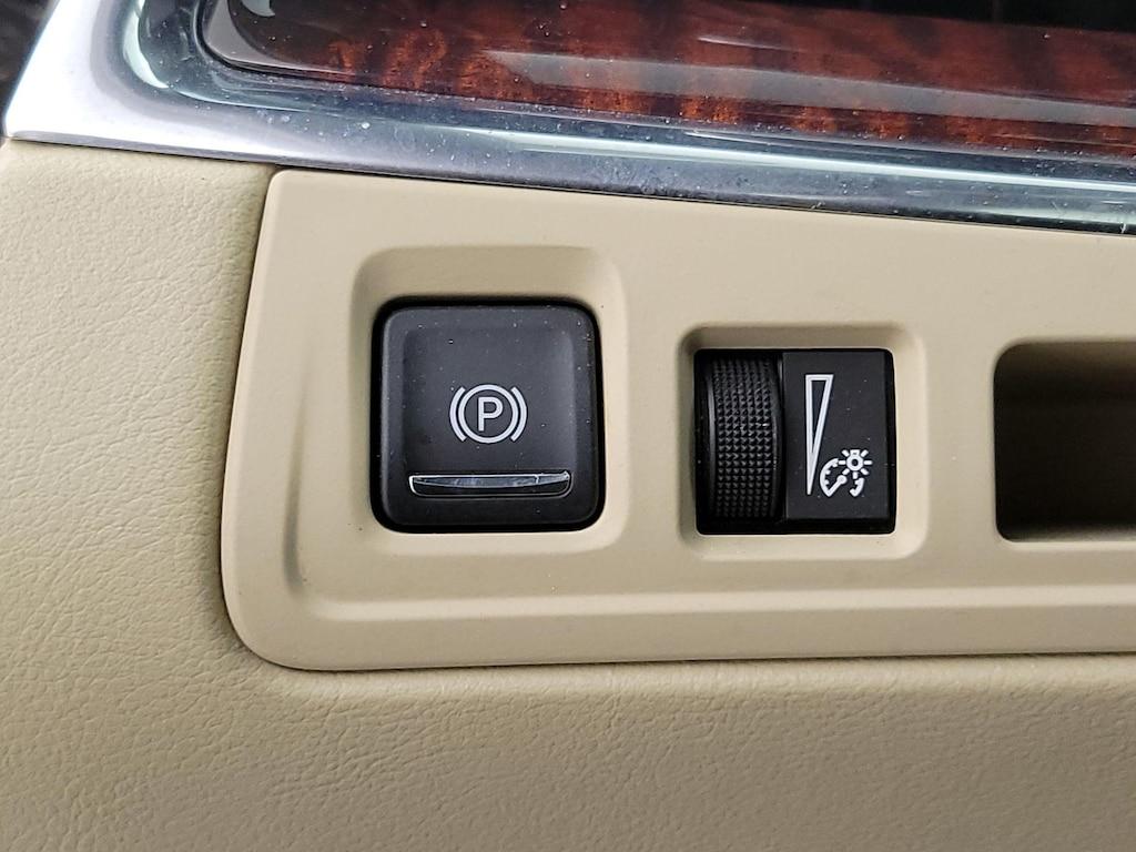 used 2019 Cadillac XT5 car, priced at $26,998