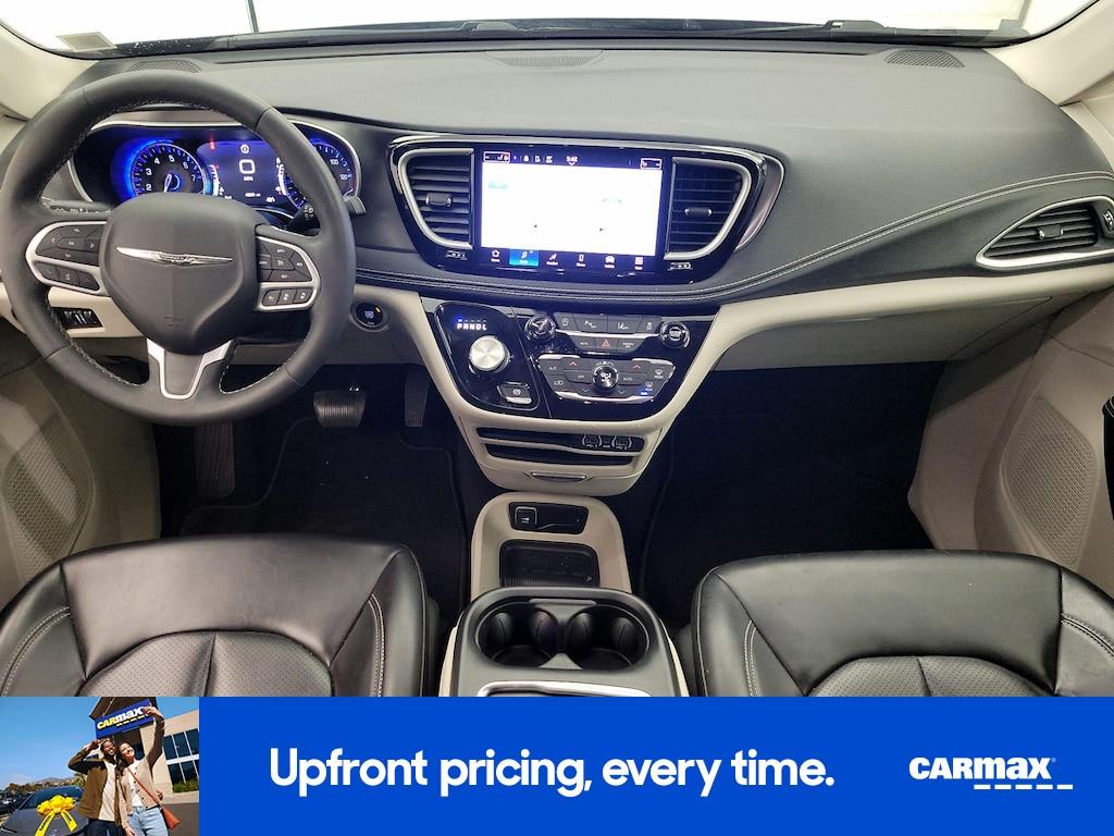used 2023 Chrysler Pacifica car, priced at $27,998