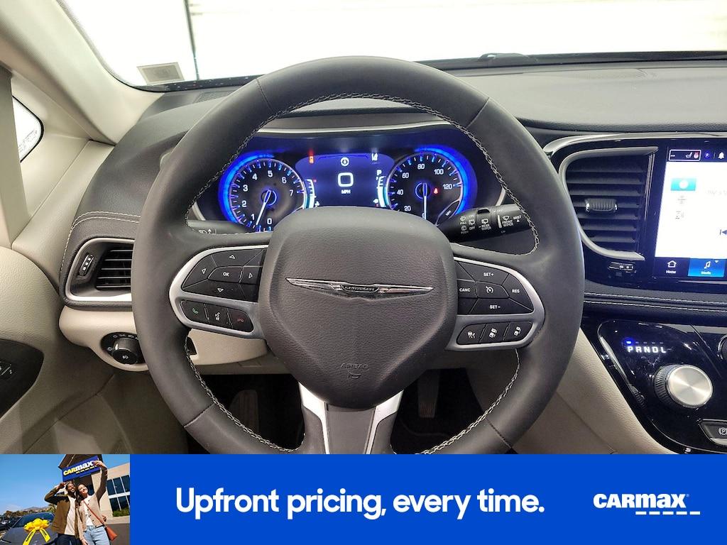 used 2023 Chrysler Pacifica car, priced at $27,998