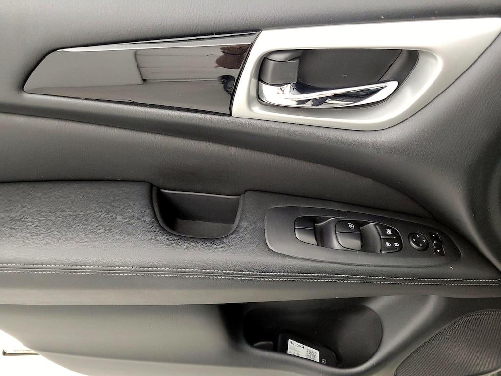 used 2018 Nissan Pathfinder car, priced at $17,998