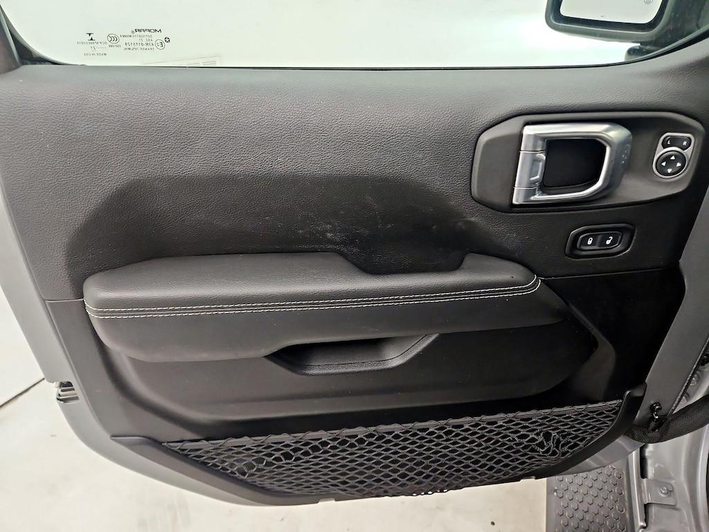 used 2021 Jeep Wrangler car, priced at $34,998