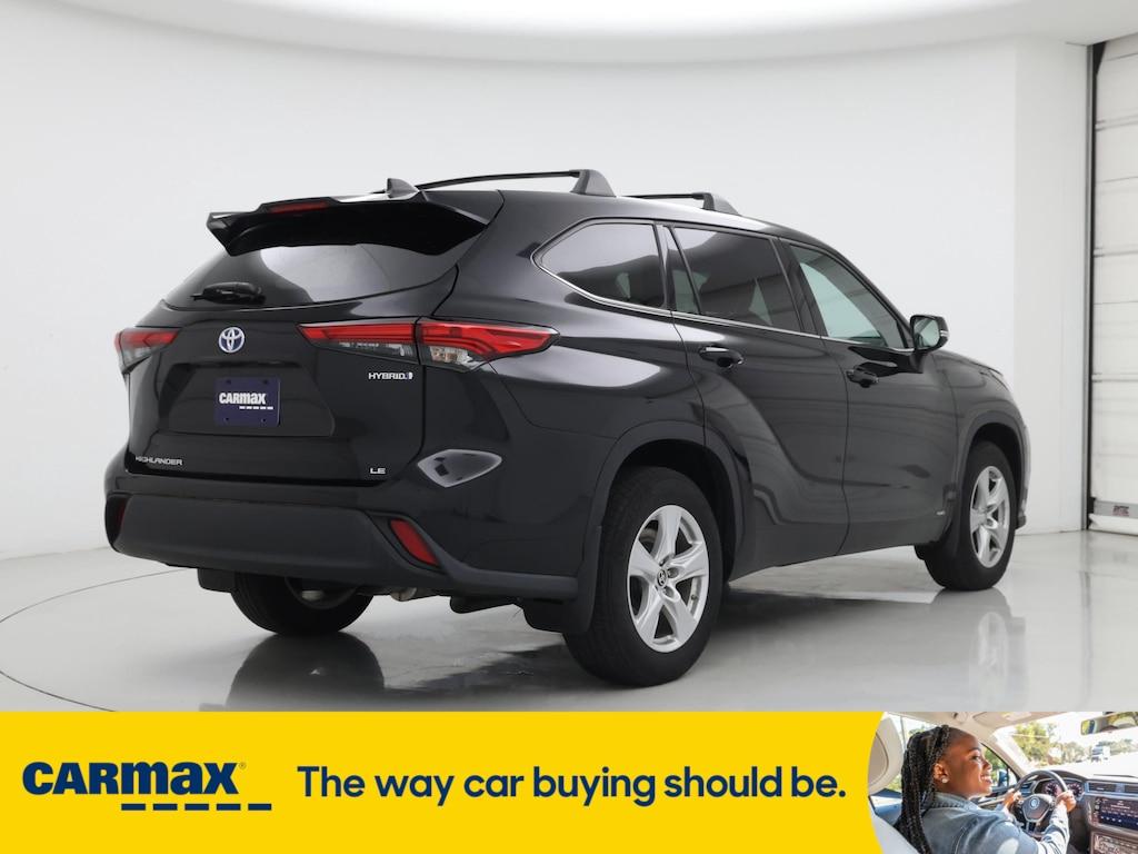 used 2022 Toyota Highlander Hybrid car, priced at $38,998