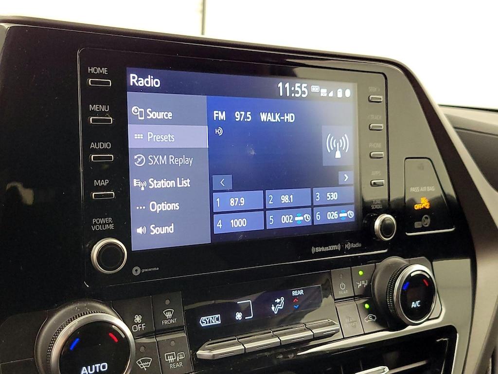 used 2022 Toyota Highlander Hybrid car, priced at $38,998