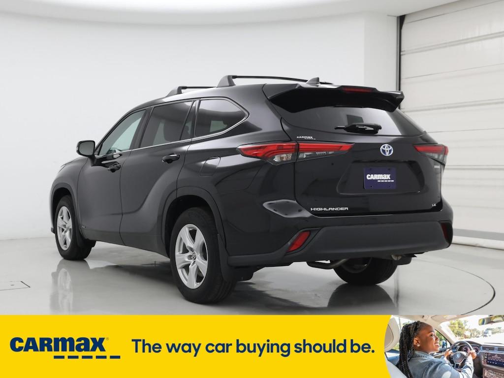 used 2022 Toyota Highlander Hybrid car, priced at $38,998