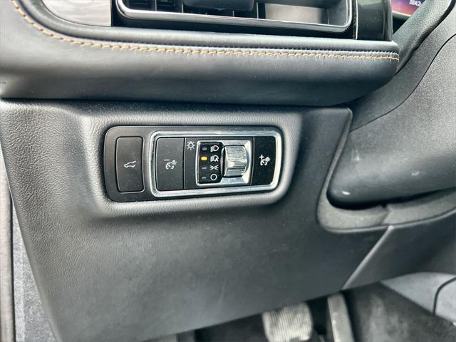 used 2025 Lincoln Aviator car, priced at $83,922