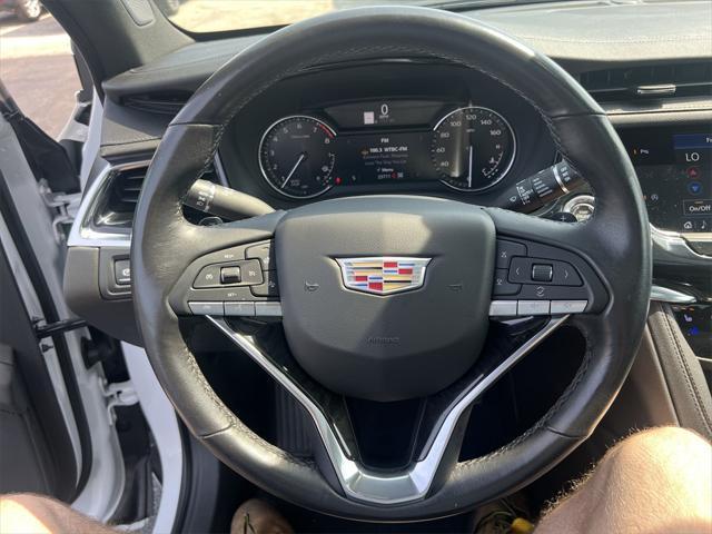 used 2022 Cadillac XT6 car, priced at $37,926