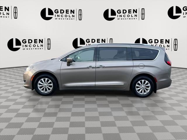 used 2018 Chrysler Pacifica car