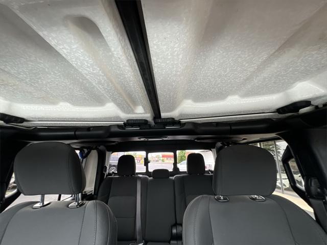 used 2020 Jeep Gladiator car, priced at $27,925