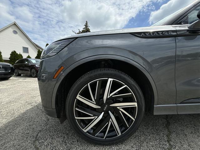 used 2025 Lincoln Aviator car, priced at $81,922