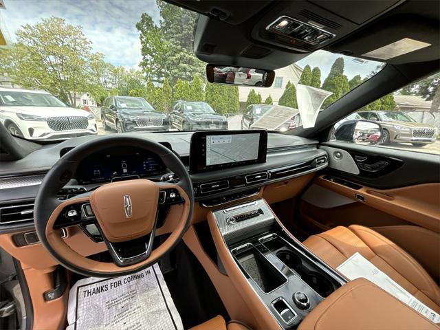 used 2025 Lincoln Aviator car, priced at $81,922