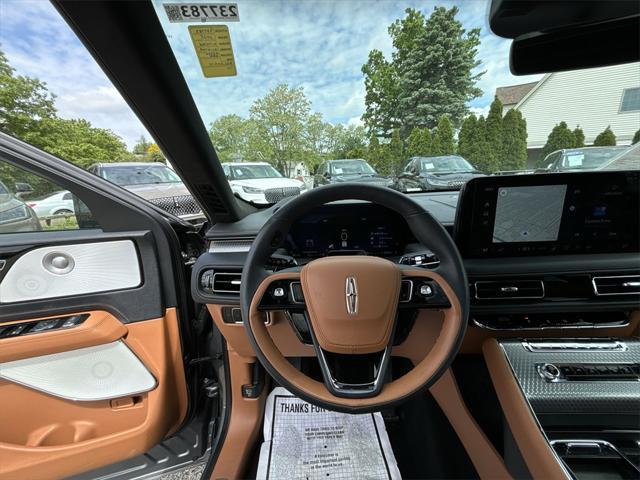 used 2025 Lincoln Aviator car, priced at $81,922