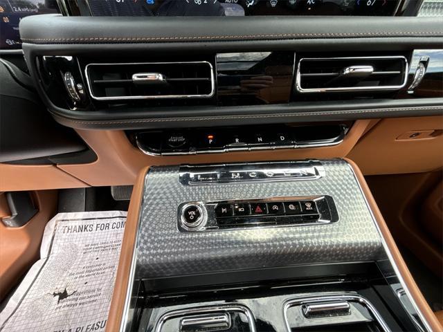 used 2025 Lincoln Aviator car, priced at $81,922