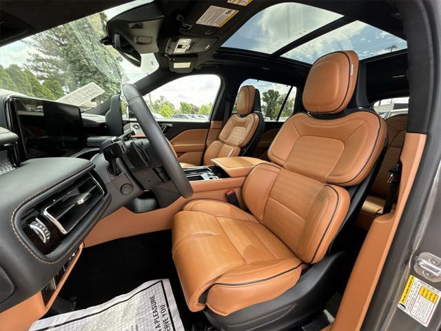 used 2025 Lincoln Aviator car, priced at $81,922