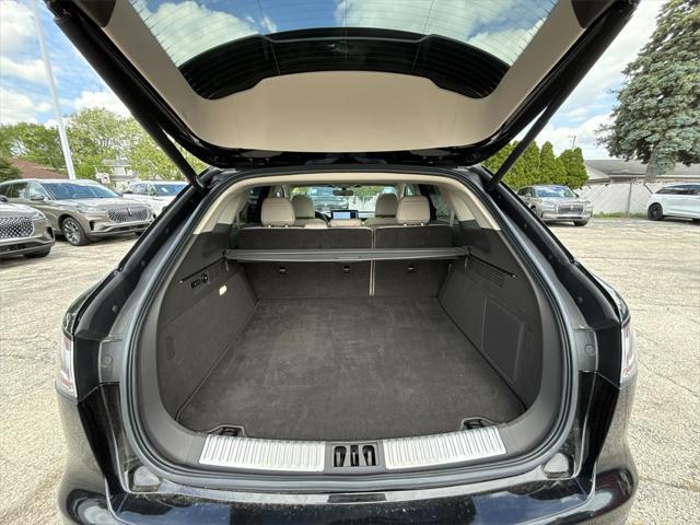 used 2022 Lincoln Nautilus car, priced at $40,720
