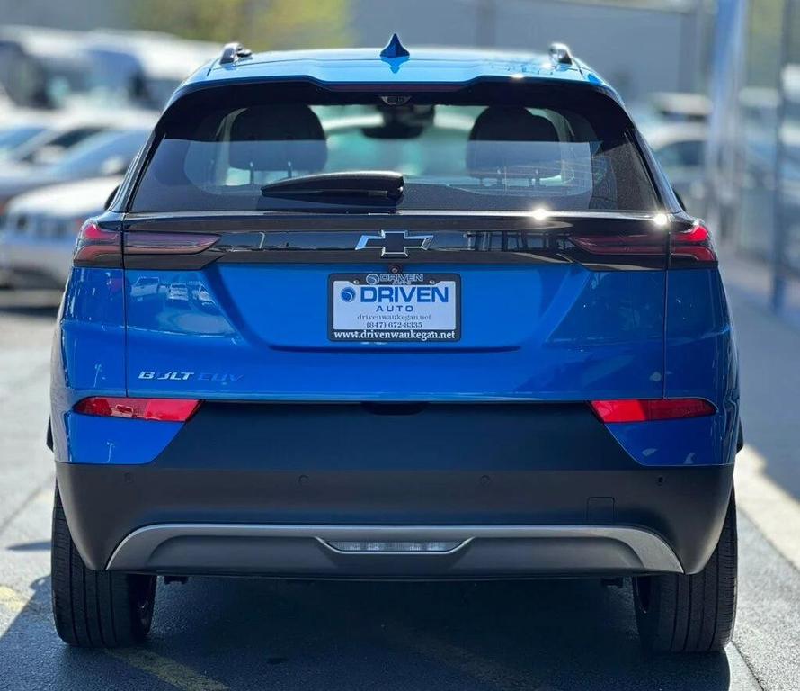 used 2022 Chevrolet Bolt EUV car, priced at $20,300