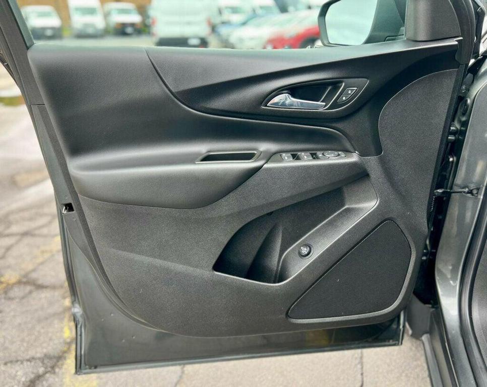 used 2021 Chevrolet Equinox car, priced at $17,500