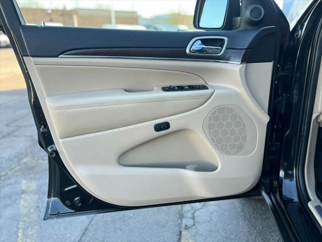 used 2014 Jeep Grand Cherokee car, priced at $11,980