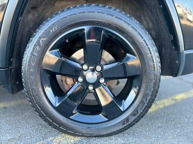 used 2014 Jeep Grand Cherokee car, priced at $11,980