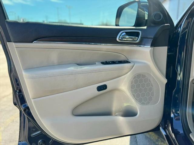 used 2014 Jeep Grand Cherokee car, priced at $14,980