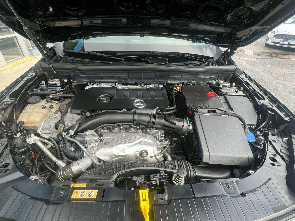 used 2021 Mercedes-Benz GLB 250 car, priced at $22,980