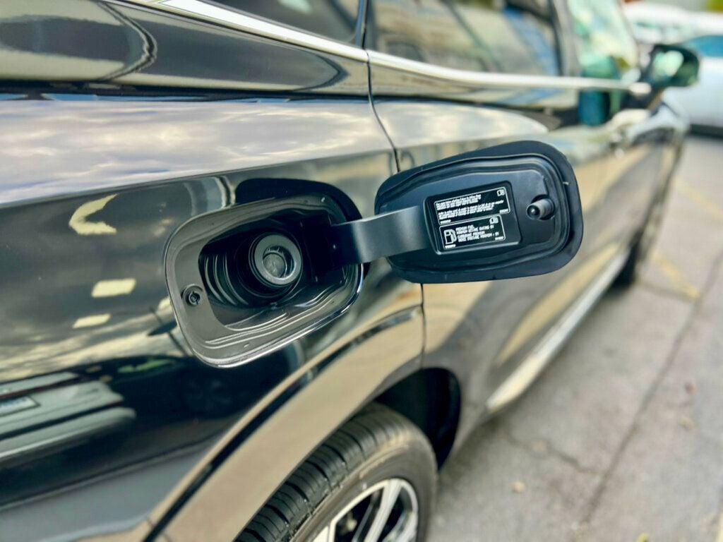 used 2021 Volvo XC60 Recharge Plug-In Hybrid car, priced at $22,980