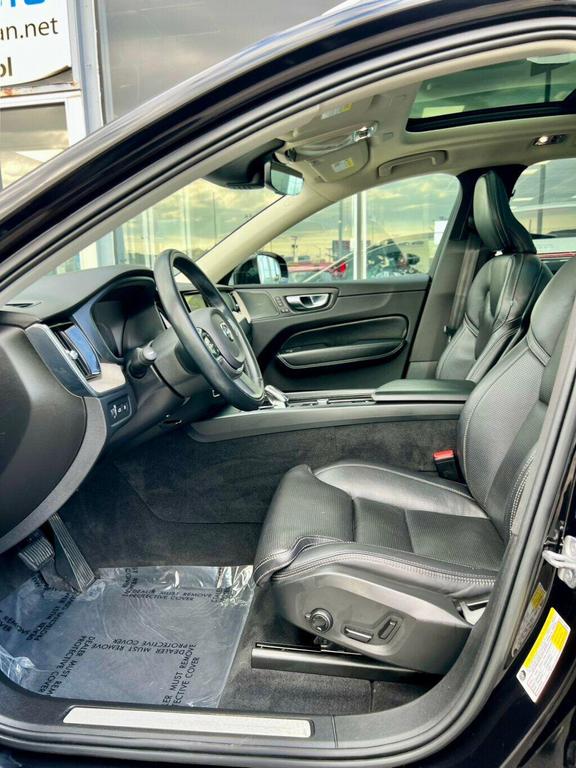 used 2021 Volvo XC60 Recharge Plug-In Hybrid car, priced at $22,980