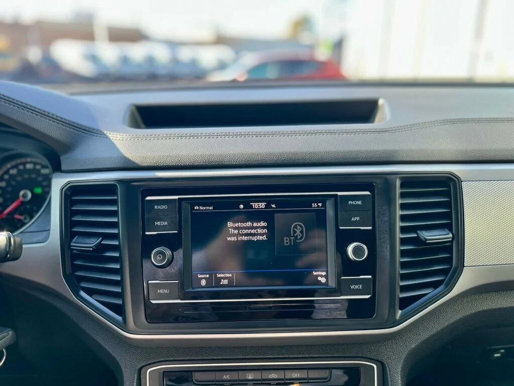 used 2020 Volkswagen Atlas Cross Sport car, priced at $21,980