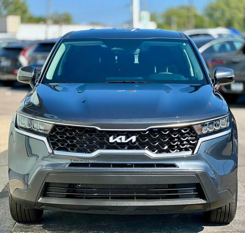 used 2023 Kia Sorento car, priced at $24,680