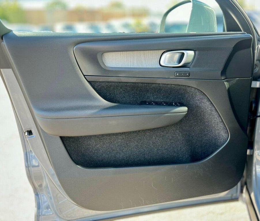 used 2023 Volvo XC40 car, priced at $22,980