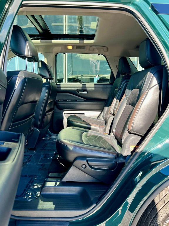 used 2022 Nissan Pathfinder car, priced at $33,980