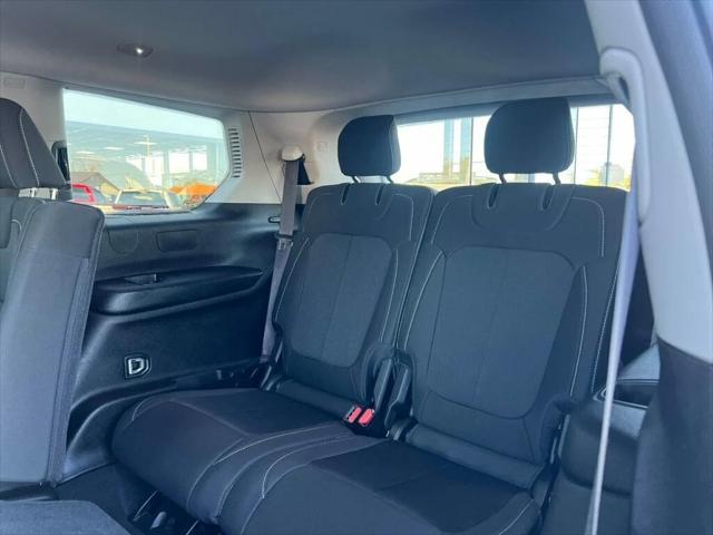 used 2023 Jeep Grand Cherokee L car, priced at $30,980