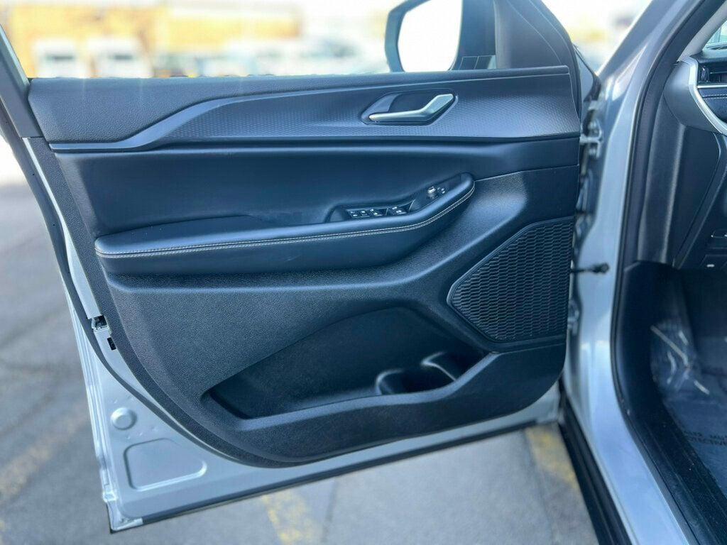 used 2023 Jeep Grand Cherokee L car, priced at $28,980