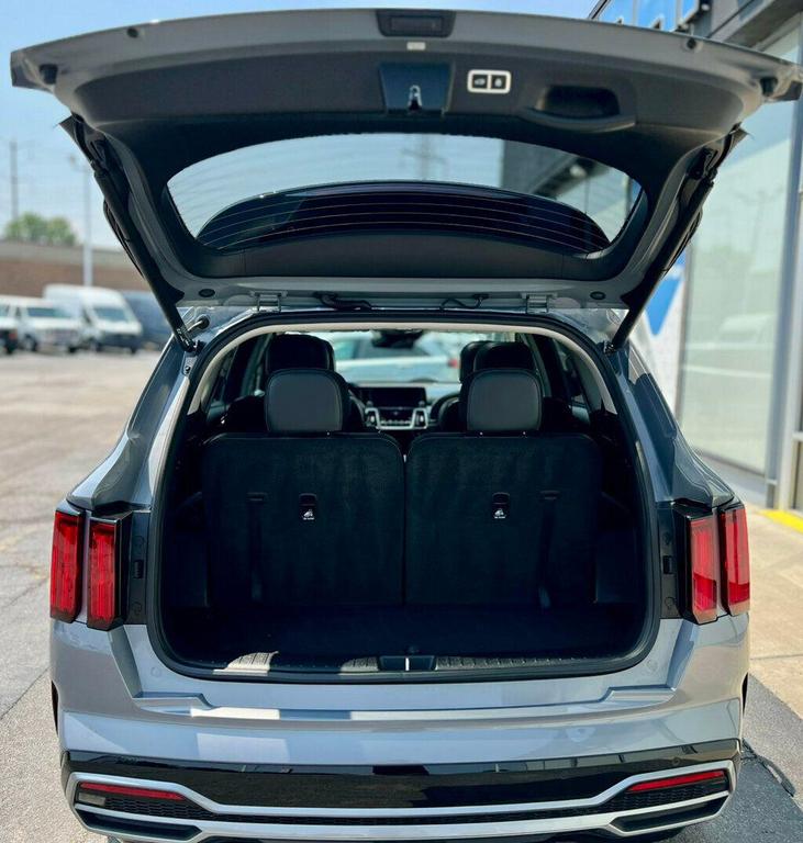 used 2023 Kia Sorento car, priced at $32,500