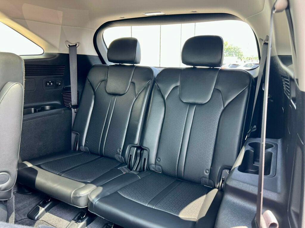 used 2023 Kia Sorento car, priced at $32,500