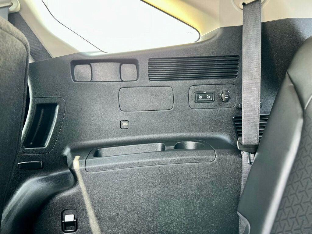 used 2023 Kia Sorento car, priced at $32,500