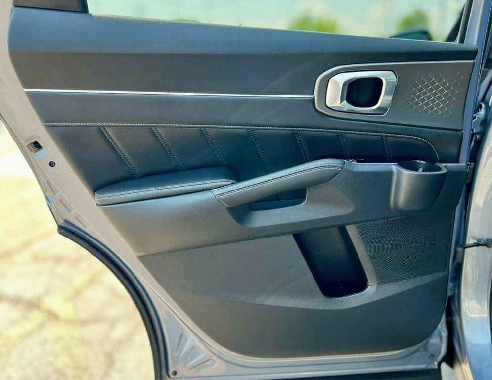 used 2023 Kia Sorento car, priced at $32,500