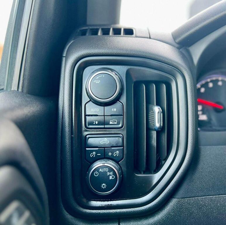 used 2022 Chevrolet Silverado 1500 car, priced at $26,980